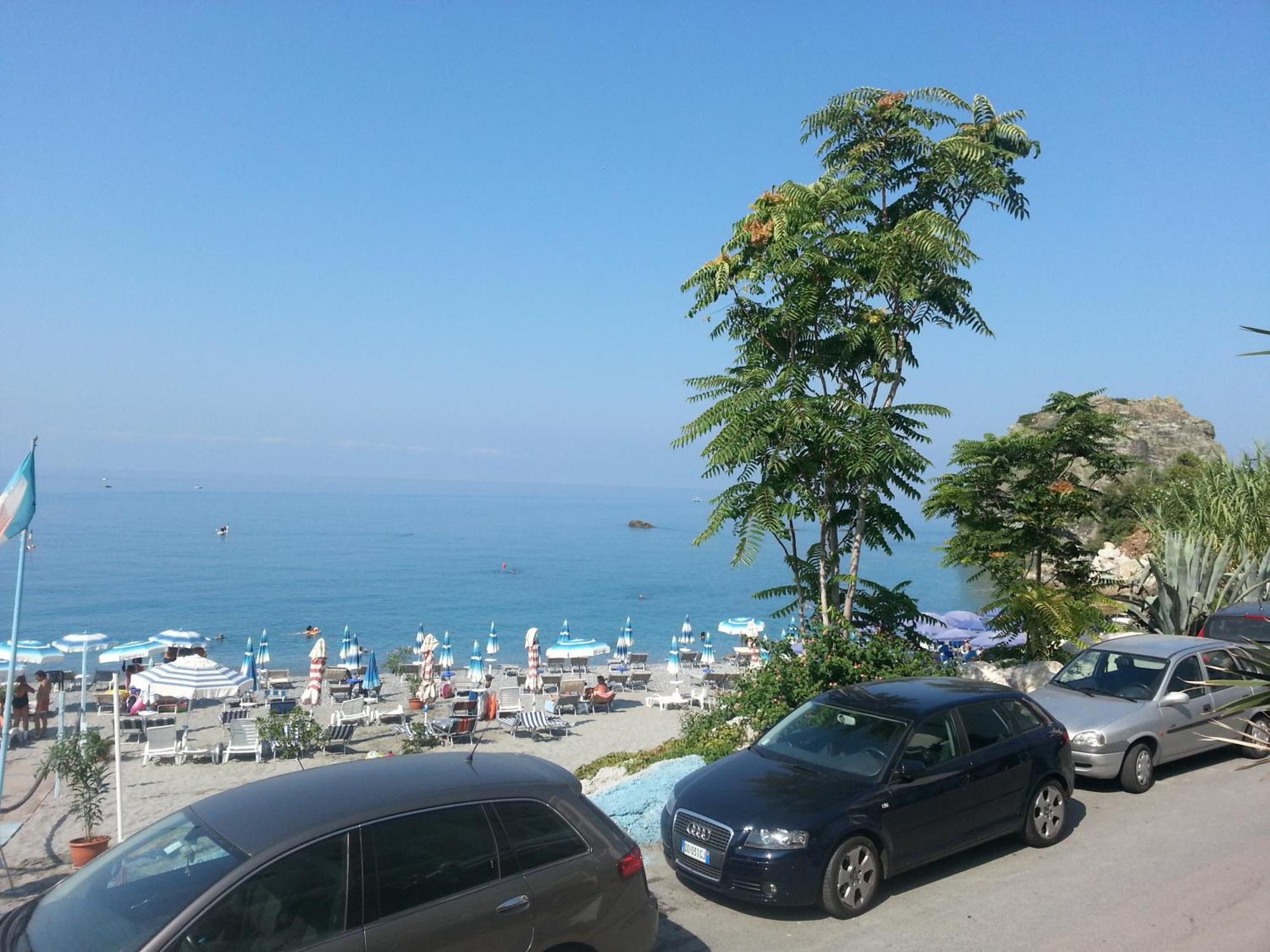 Hotel Ristorante Mareblu Amantea Exterior photo