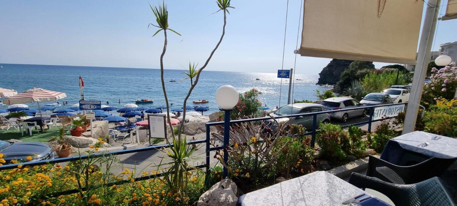 Hotel Ristorante Mareblu Amantea Exterior photo