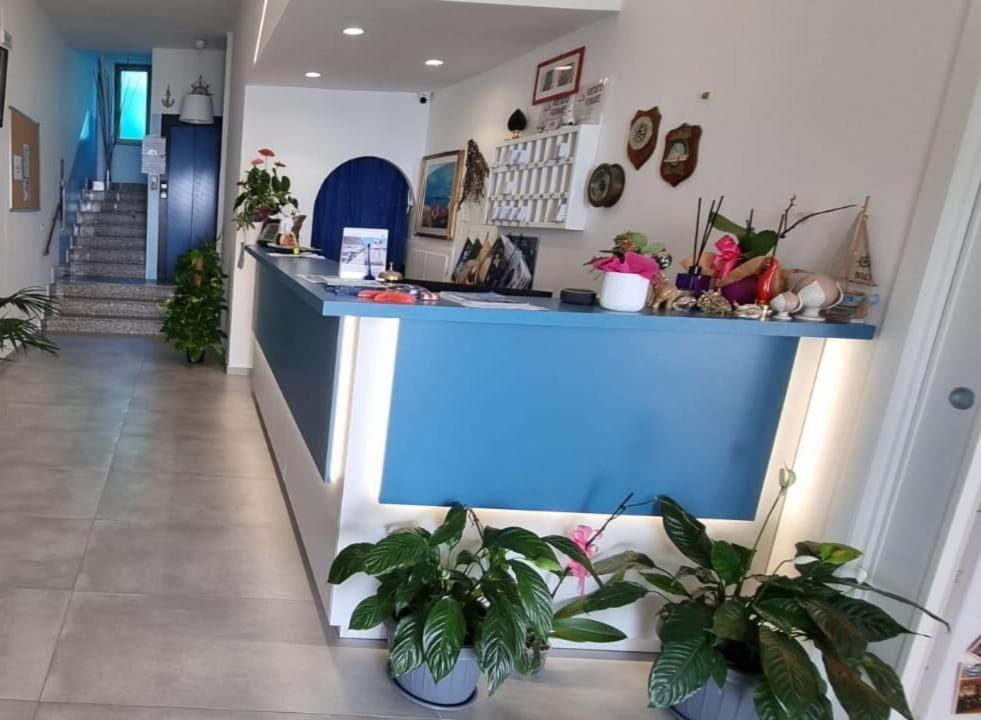Hotel Ristorante Mareblu Amantea Exterior photo